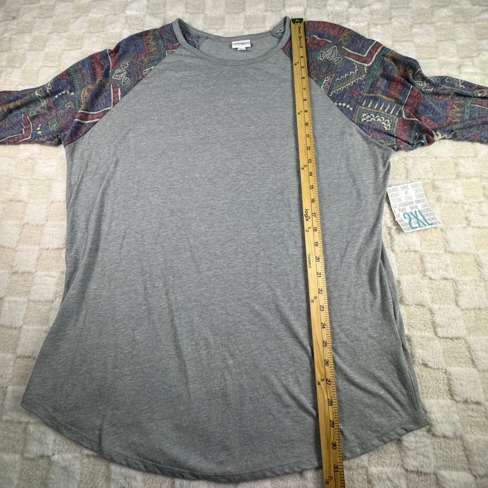 LuLaRoe Randy 2XL Gray Raglan Baseball Tee Multi-Color Geometric Pattern NWT